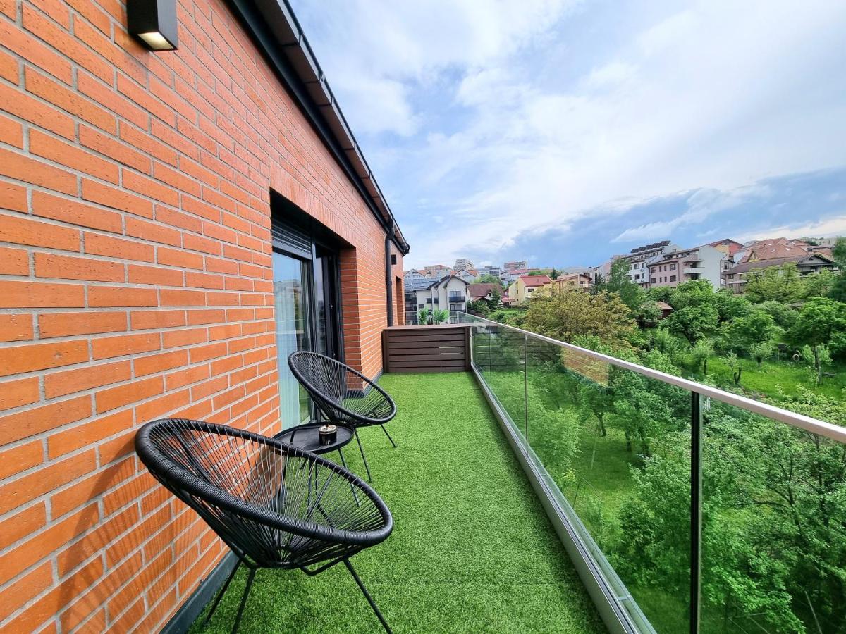 Panorama Deluxe Aparthotel Cluj-Napoca Exterior foto